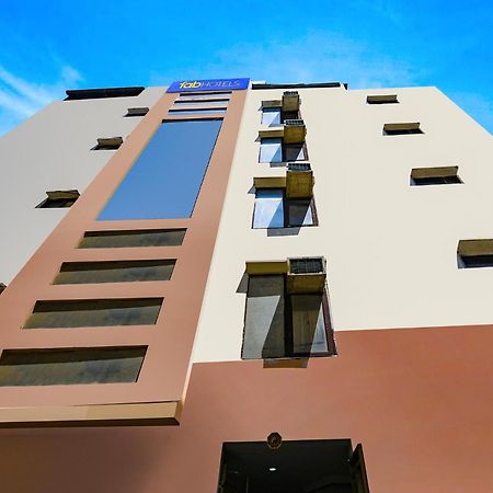 Fabhotel Pp Residency Tilak Nagar Nueva Delhi Exterior foto