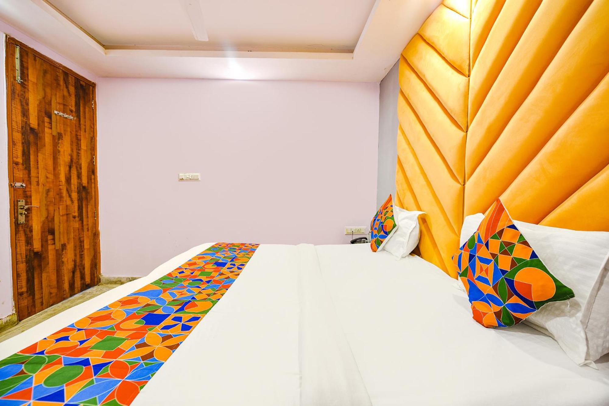 Fabhotel Pp Residency Tilak Nagar Nueva Delhi Exterior foto