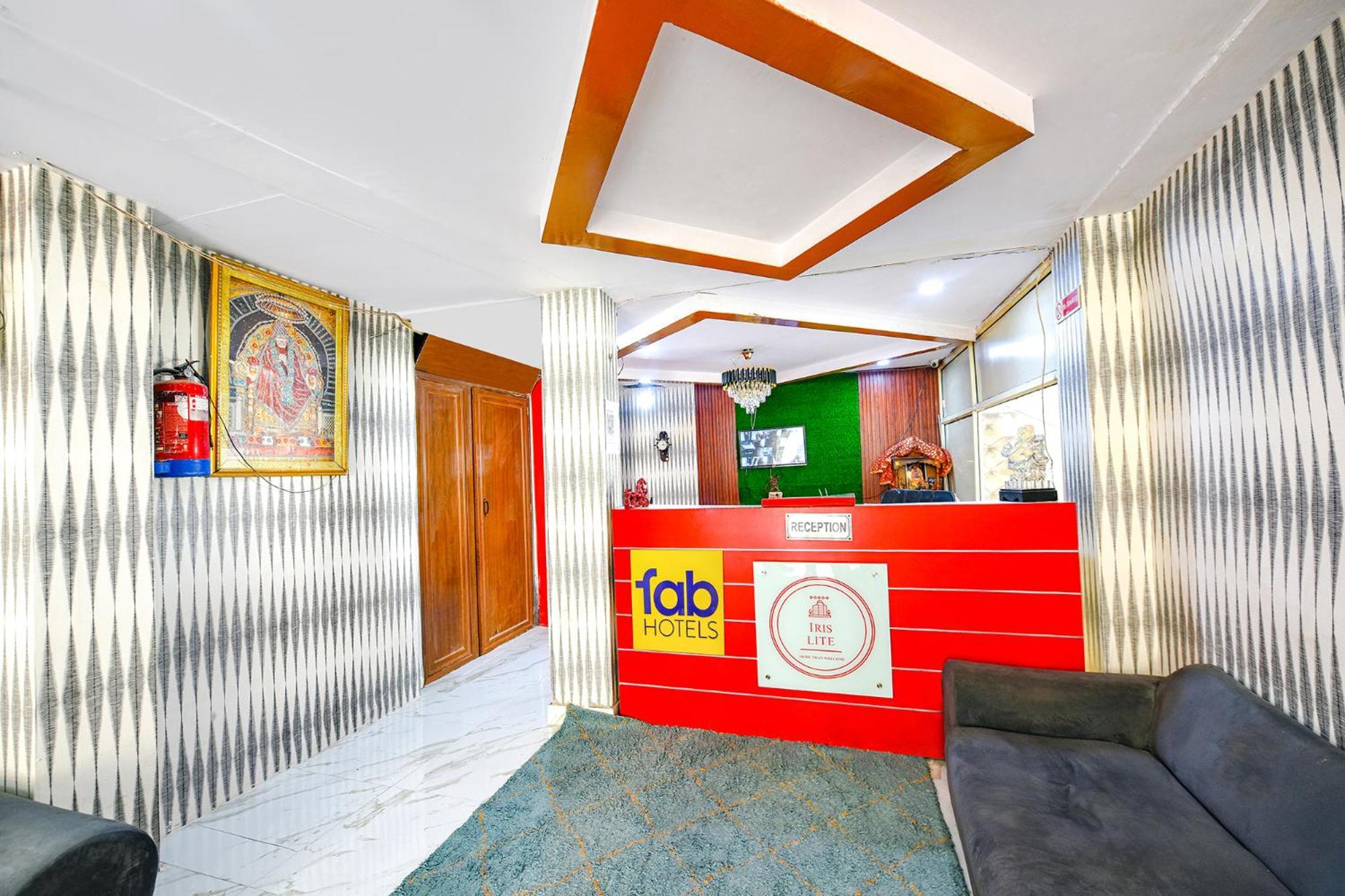 Fabhotel Pp Residency Tilak Nagar Nueva Delhi Exterior foto
