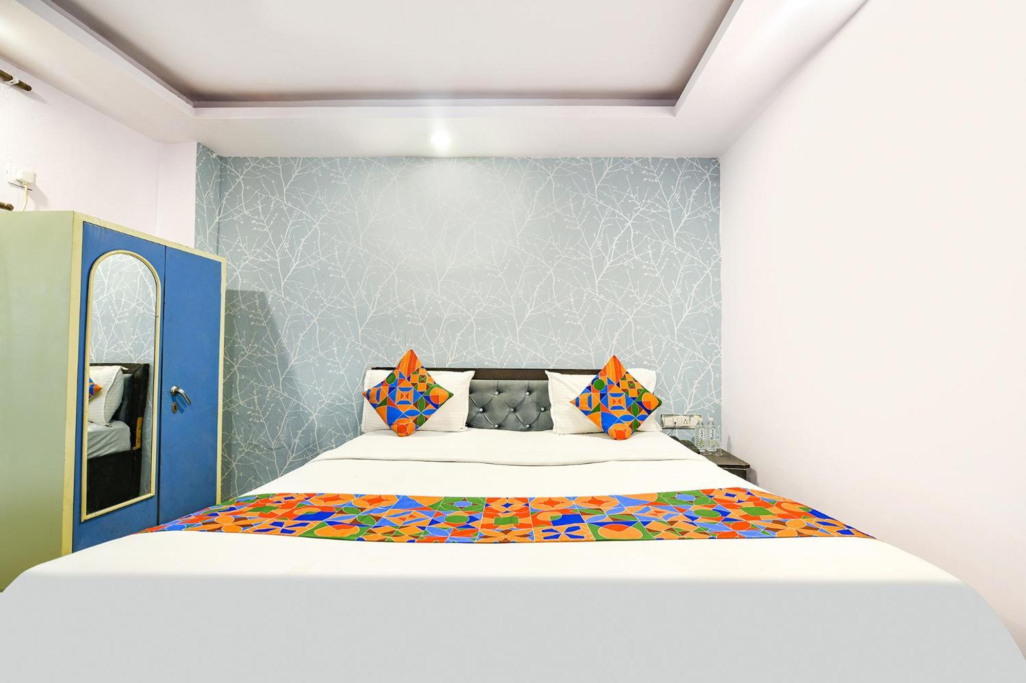 Fabhotel Pp Residency Tilak Nagar Nueva Delhi Exterior foto